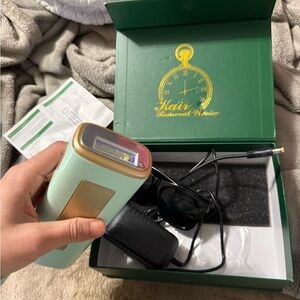 Hair Removal Device - Mint Green and Gold